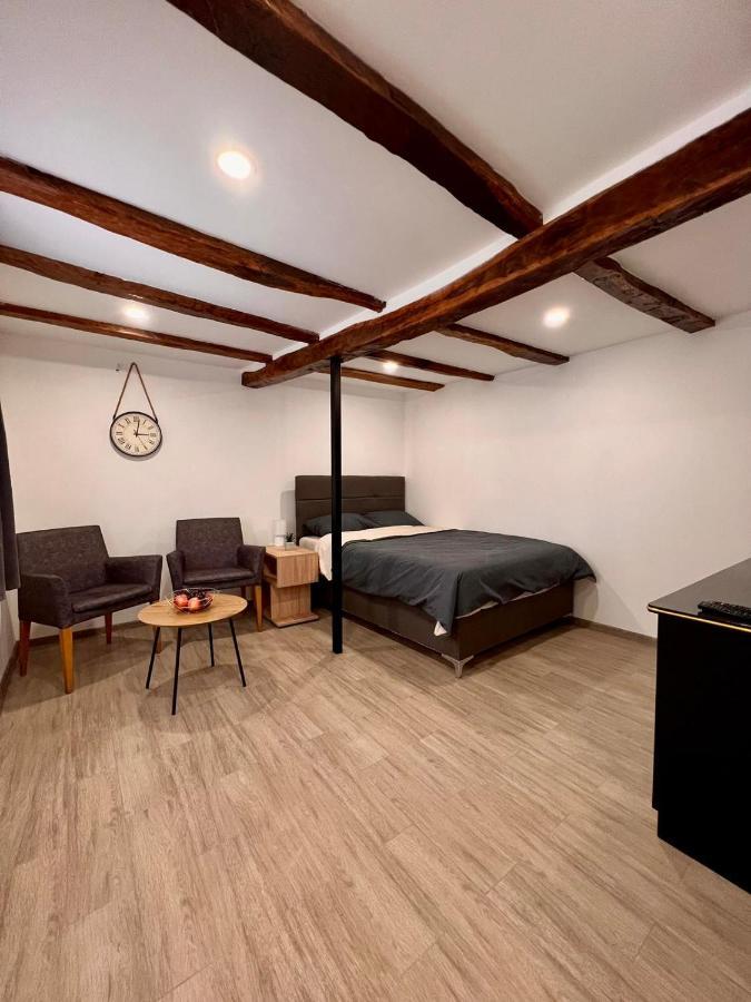 Stone House Central Belgrade Studio Luaran gambar